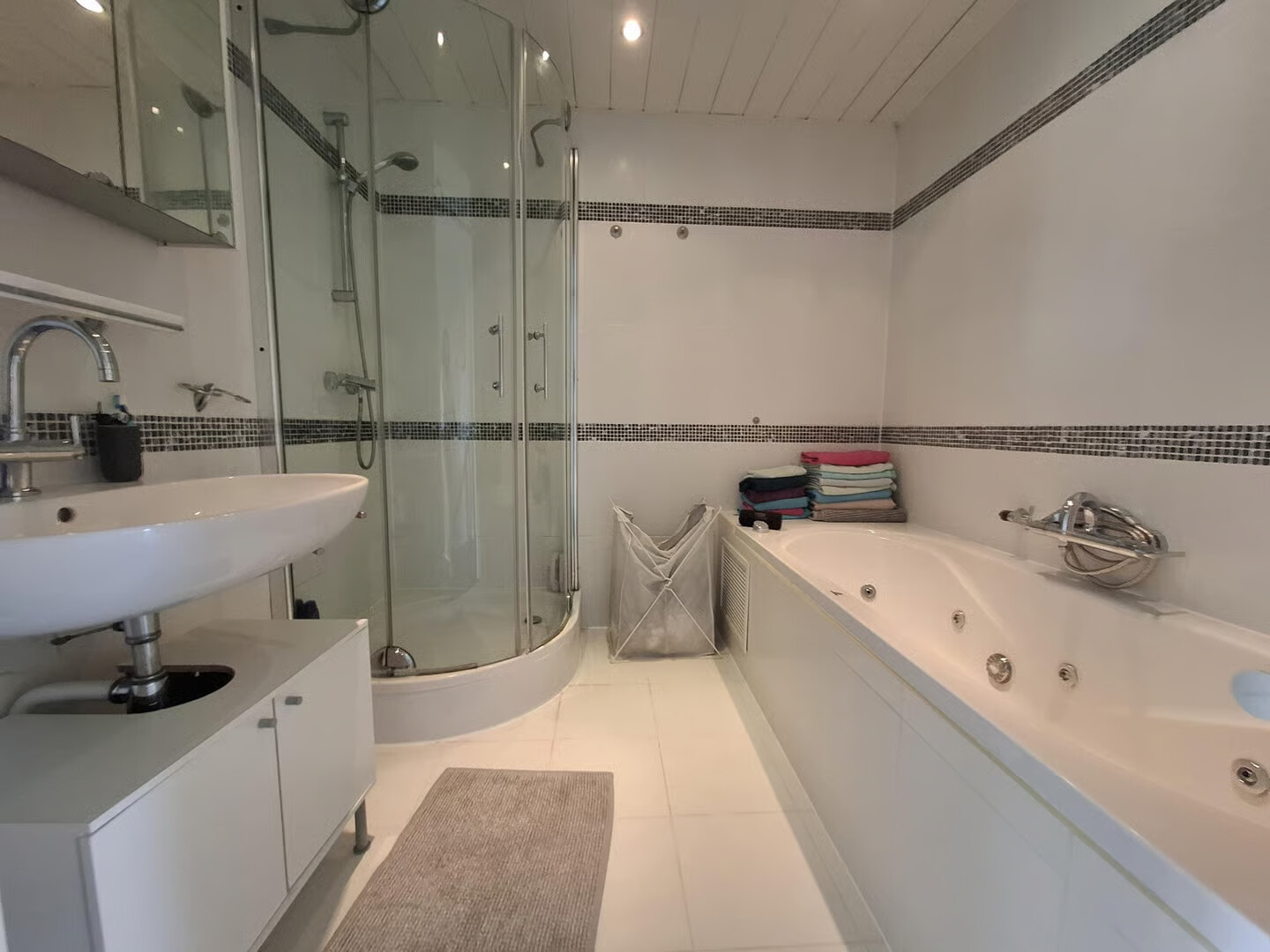 Appartement te koop: Aelbrechtskade 230, Rotterdam