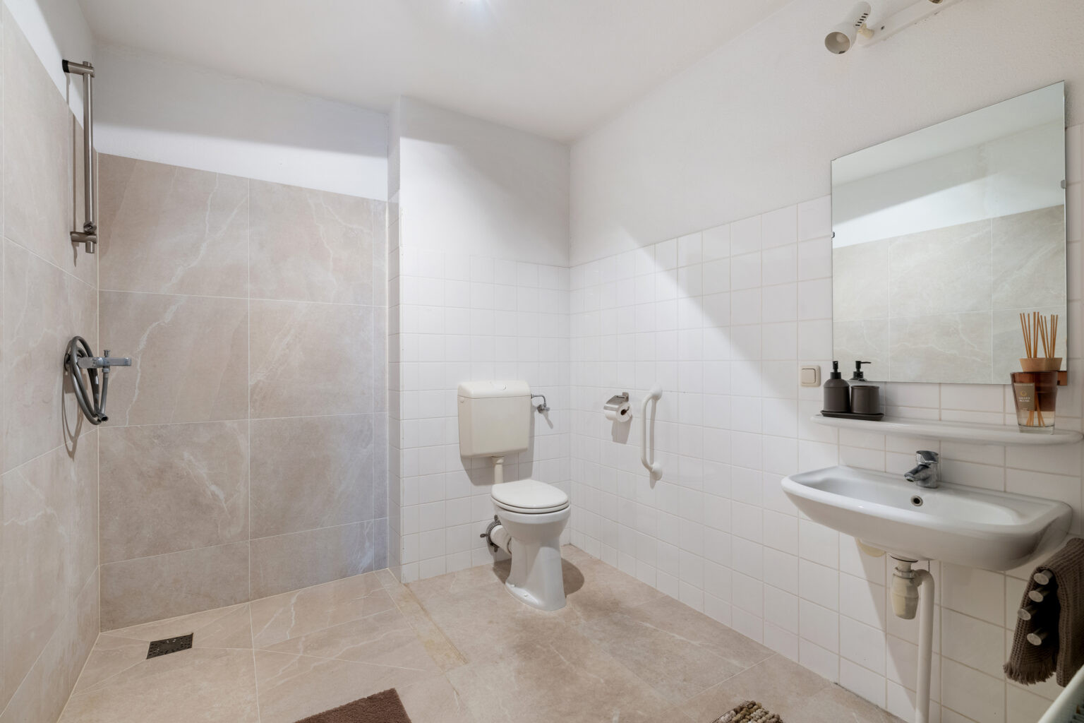 Appartement te koop: Sint-Jobsweg 22A, Rotterdam