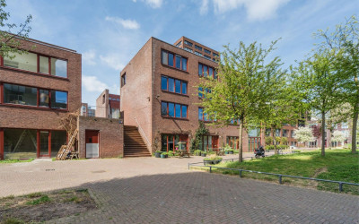 Sint-Jobska. 844