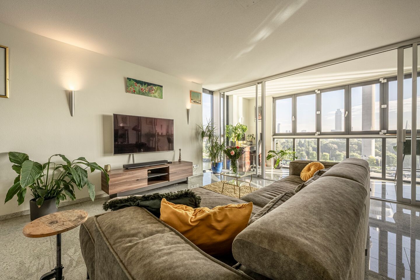 Appartement te koop: Müllerkade 241, Rotterdam