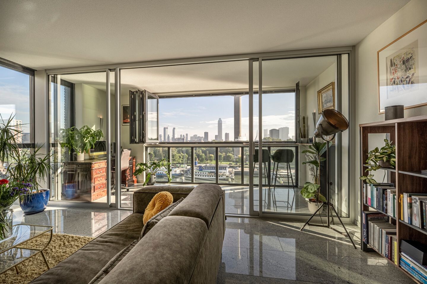 Appartement te koop: Müllerkade 241, Rotterdam