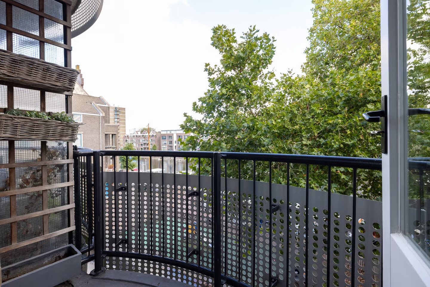 Appartement te koop: Voorhaven 122, Rotterdam