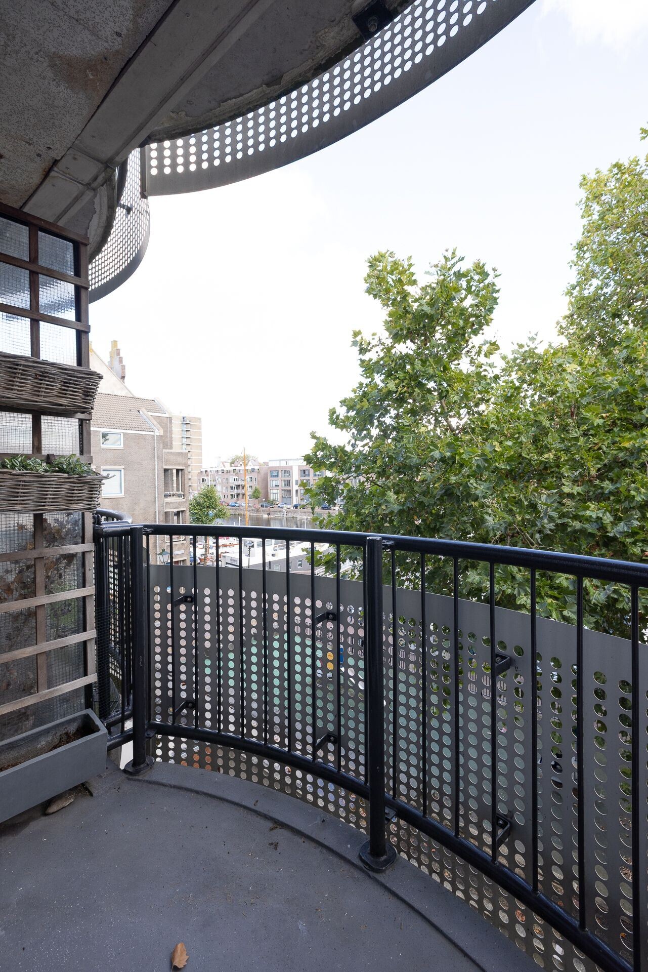 Appartement te koop: Voorhaven 122, Rotterdam