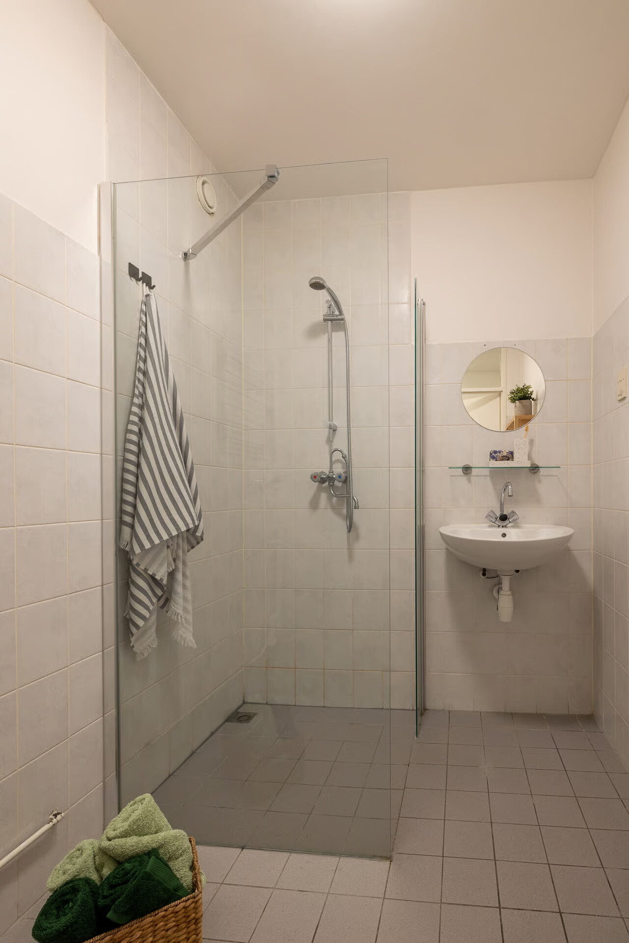 Appartement te koop: Voorhaven 122, Rotterdam