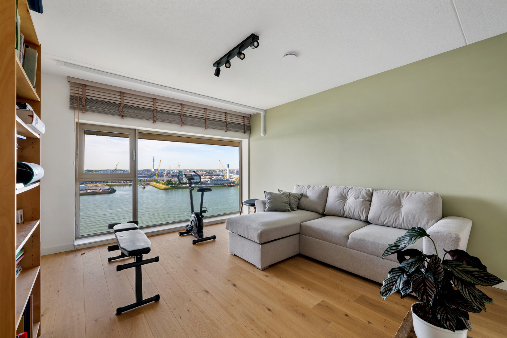 Appartement te koop: Lloydkade 463, Rotterdam