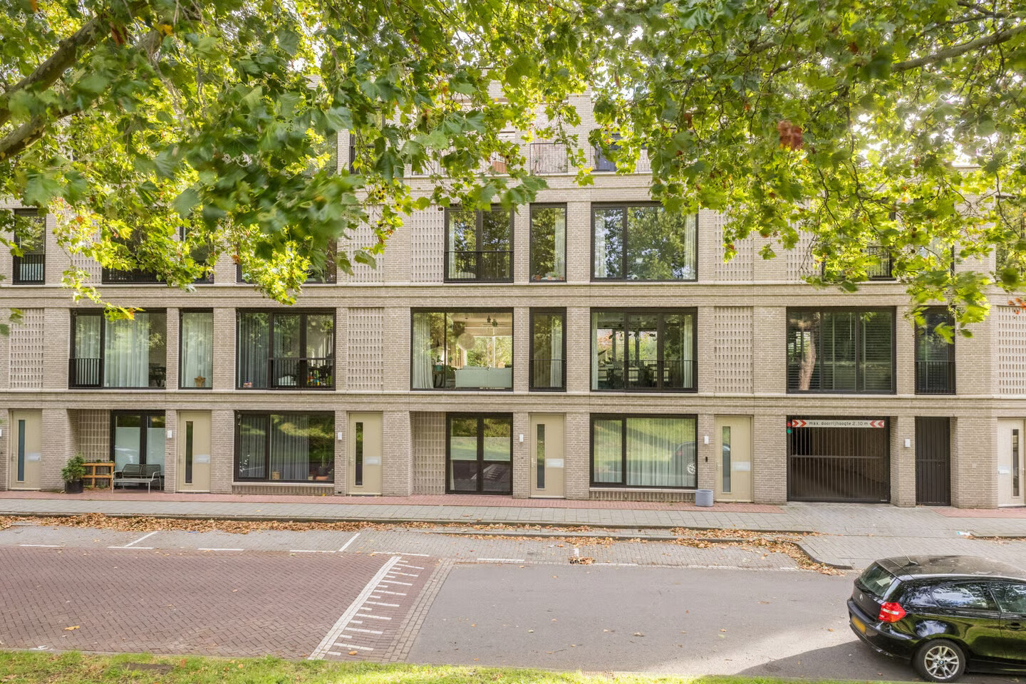 Tussenwoning te koop: Hudsonstraat 133, Rotterdam