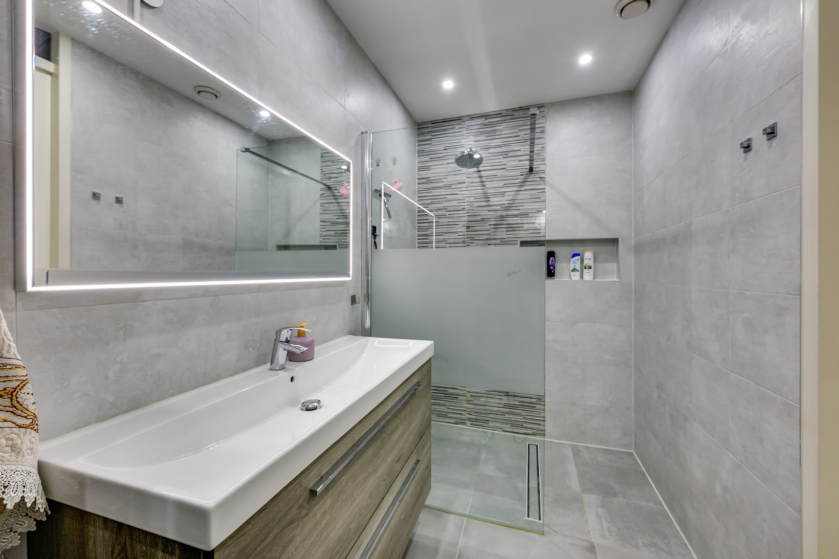 Appartement te koop: Wallisweg 53, Rotterdam