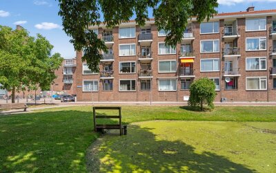 Hoekersingel 63