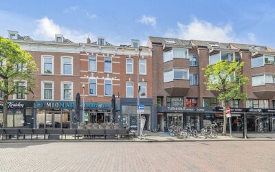 Zwart Janst. 40-A02