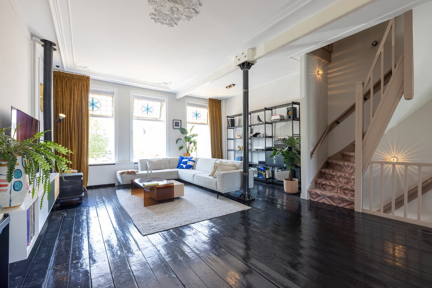 Tussenwoning te koop: Pijnackerplein 27, Rotterdam