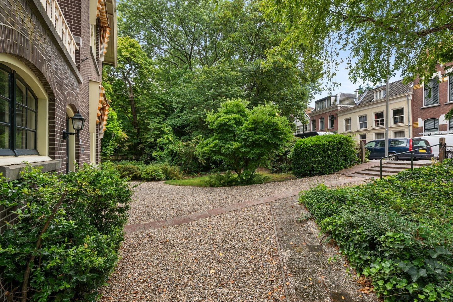 Vrijstaande woning te koop: Delftweg 10, Rotterdam