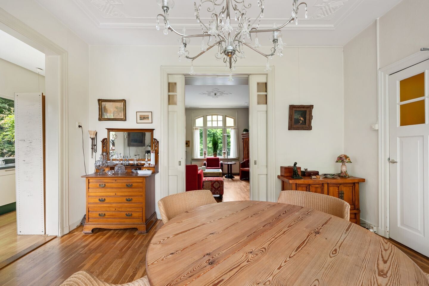 Vrijstaande woning te koop: Delftweg 10, Rotterdam