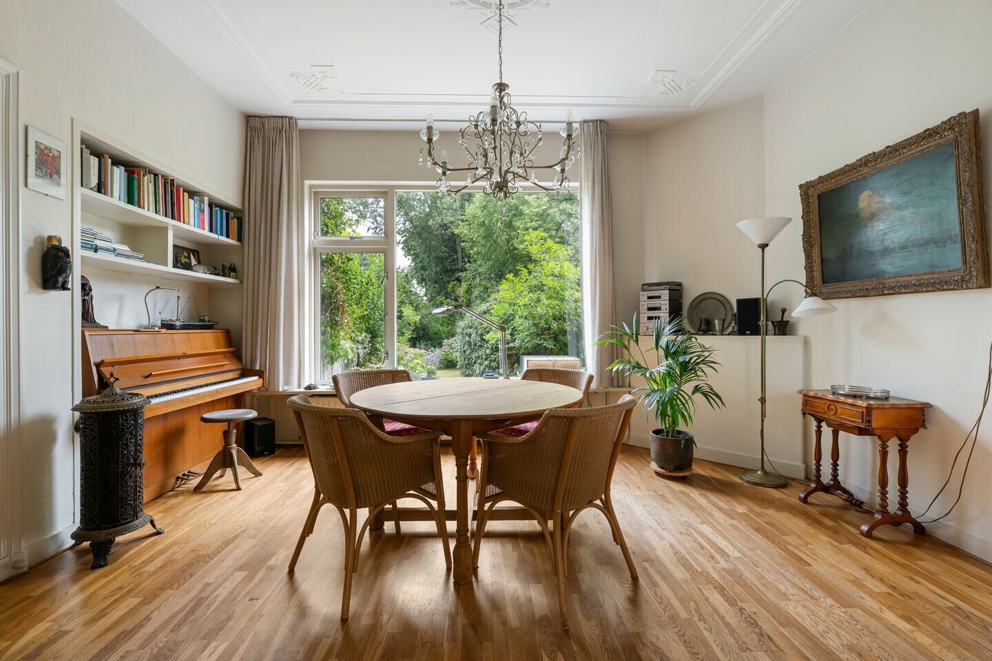 Vrijstaande woning te koop: Delftweg 10, Rotterdam