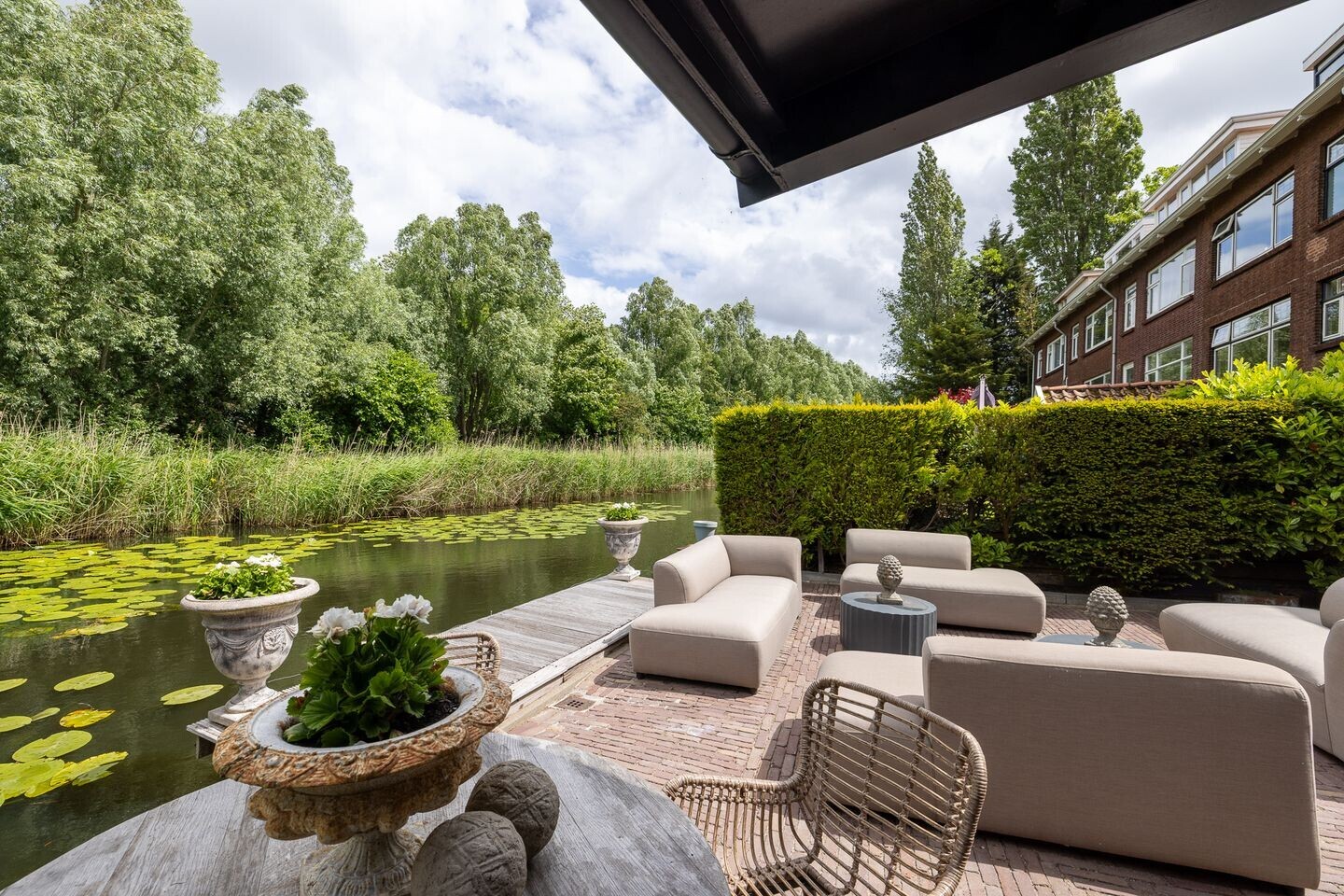 Hoekwoning te koop: Zestienhovensekade 509, Rotterdam