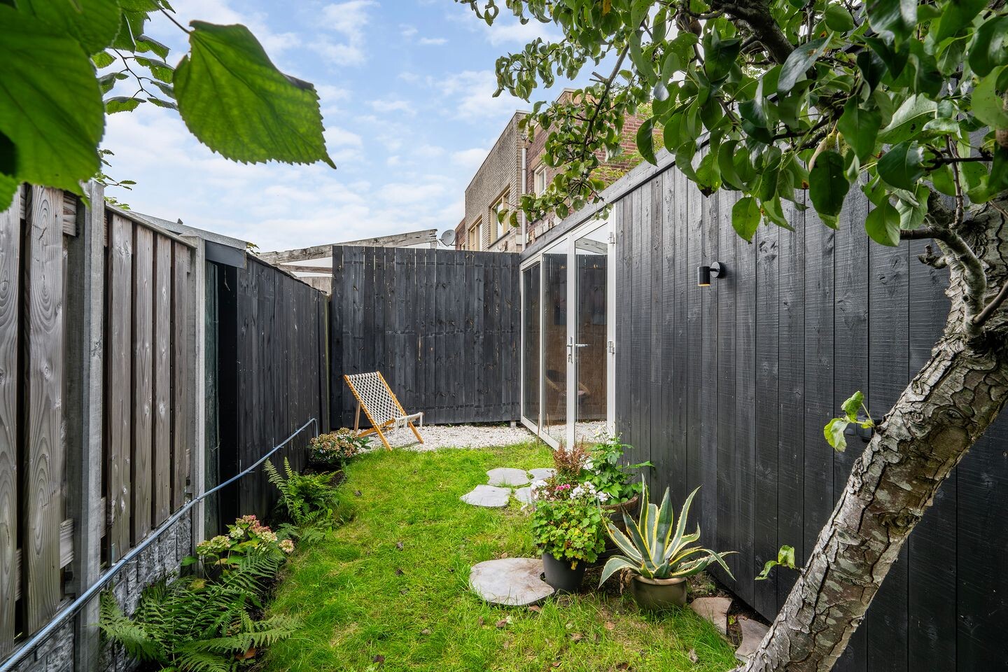 Tussenwoning te koop: Oude Kleiweg 23, Rotterdam
