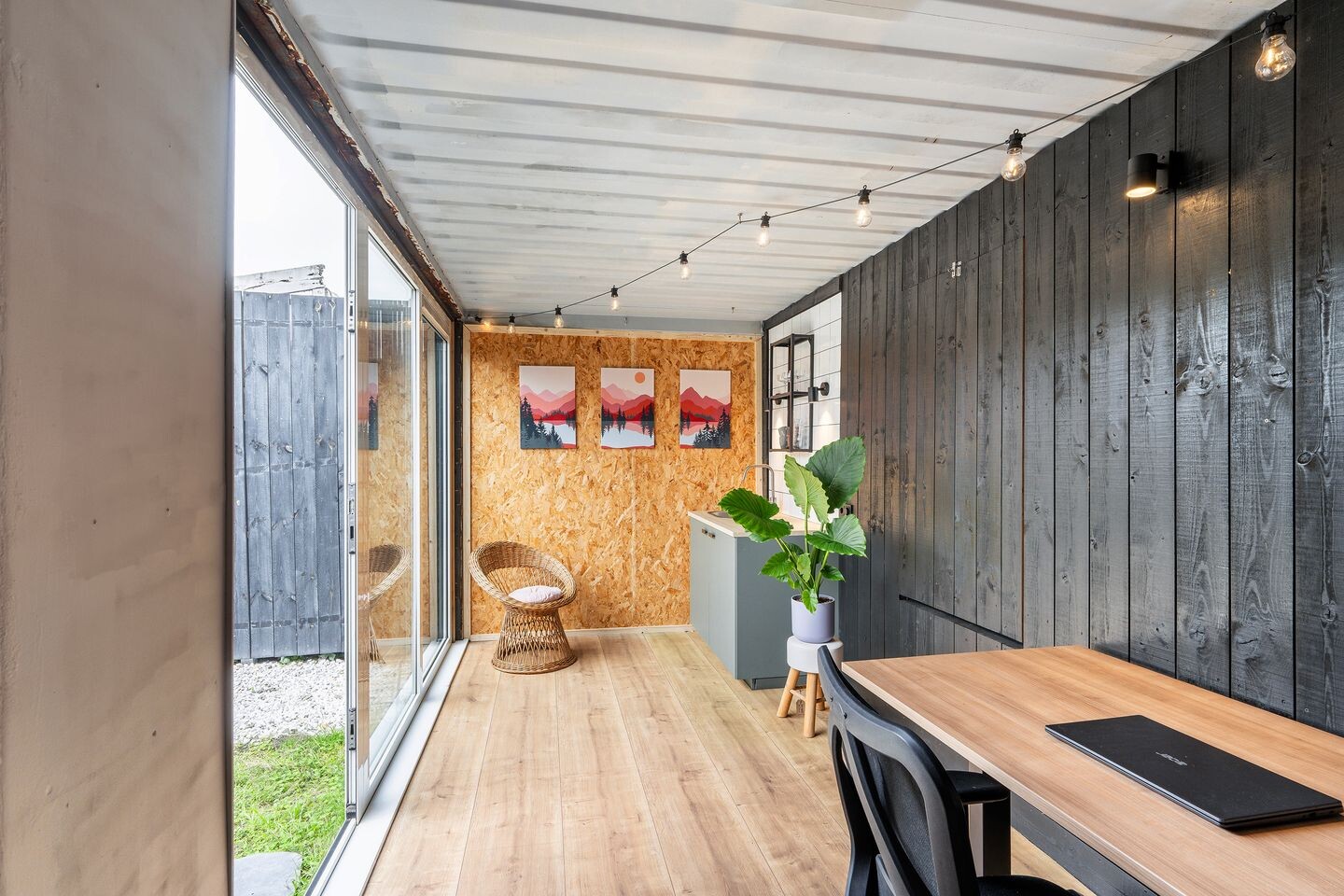 Tussenwoning te koop: Oude Kleiweg 23, Rotterdam