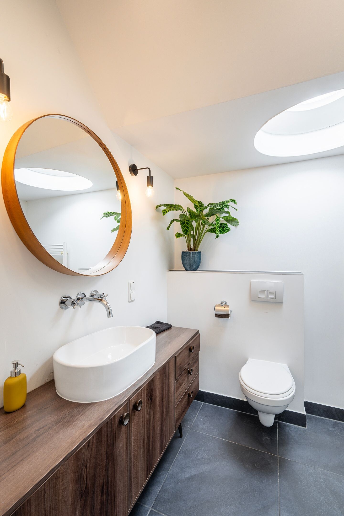 Tussenwoning te koop: Oude Kleiweg 23, Rotterdam