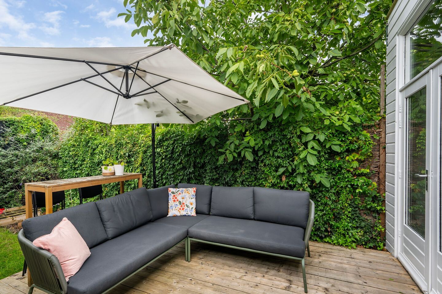 Tussenwoning te koop: Oude Kleiweg 23, Rotterdam