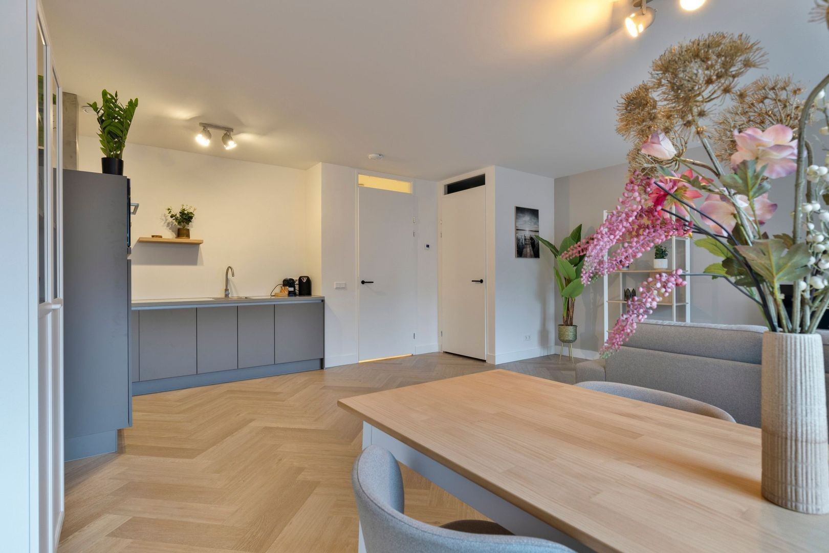 Appartement te huur: Willem de Zwijgerstraat 8B, Rotterdam