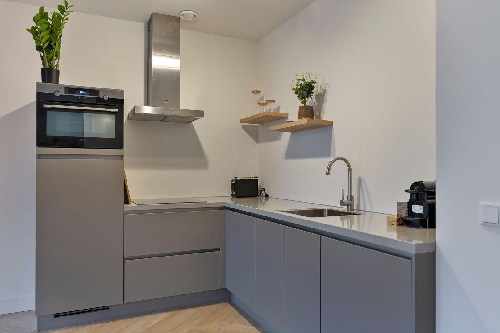 Appartement te huur: Willem de Zwijgerstraat 8B, Rotterdam