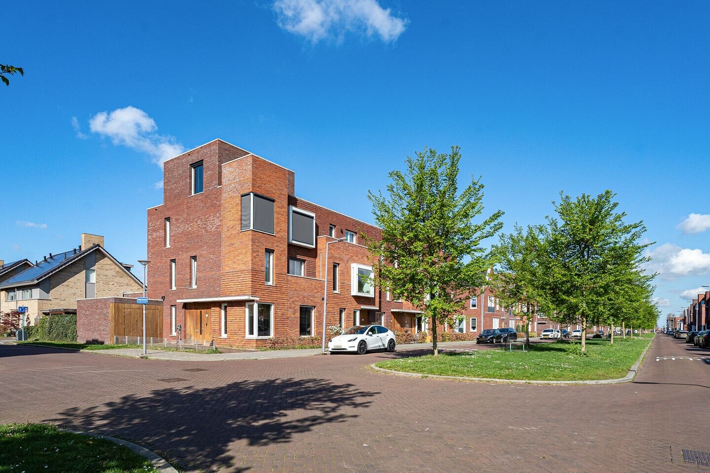 Hoekwoning te koop: Tinbergenlaan 123, Rotterdam