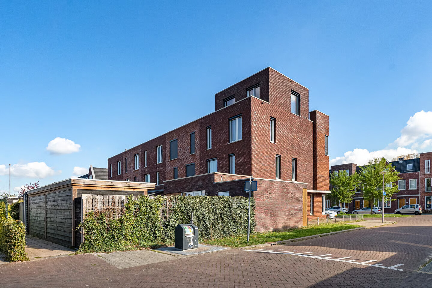 Hoekwoning te koop: Tinbergenlaan 123, Rotterdam