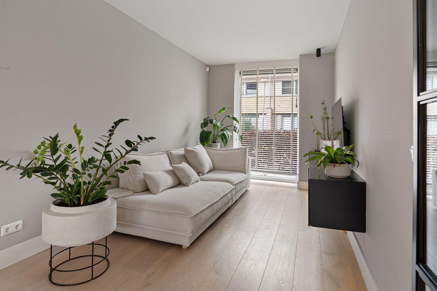 Tussenwoning te koop: Albinusstraat 12, Rotterdam