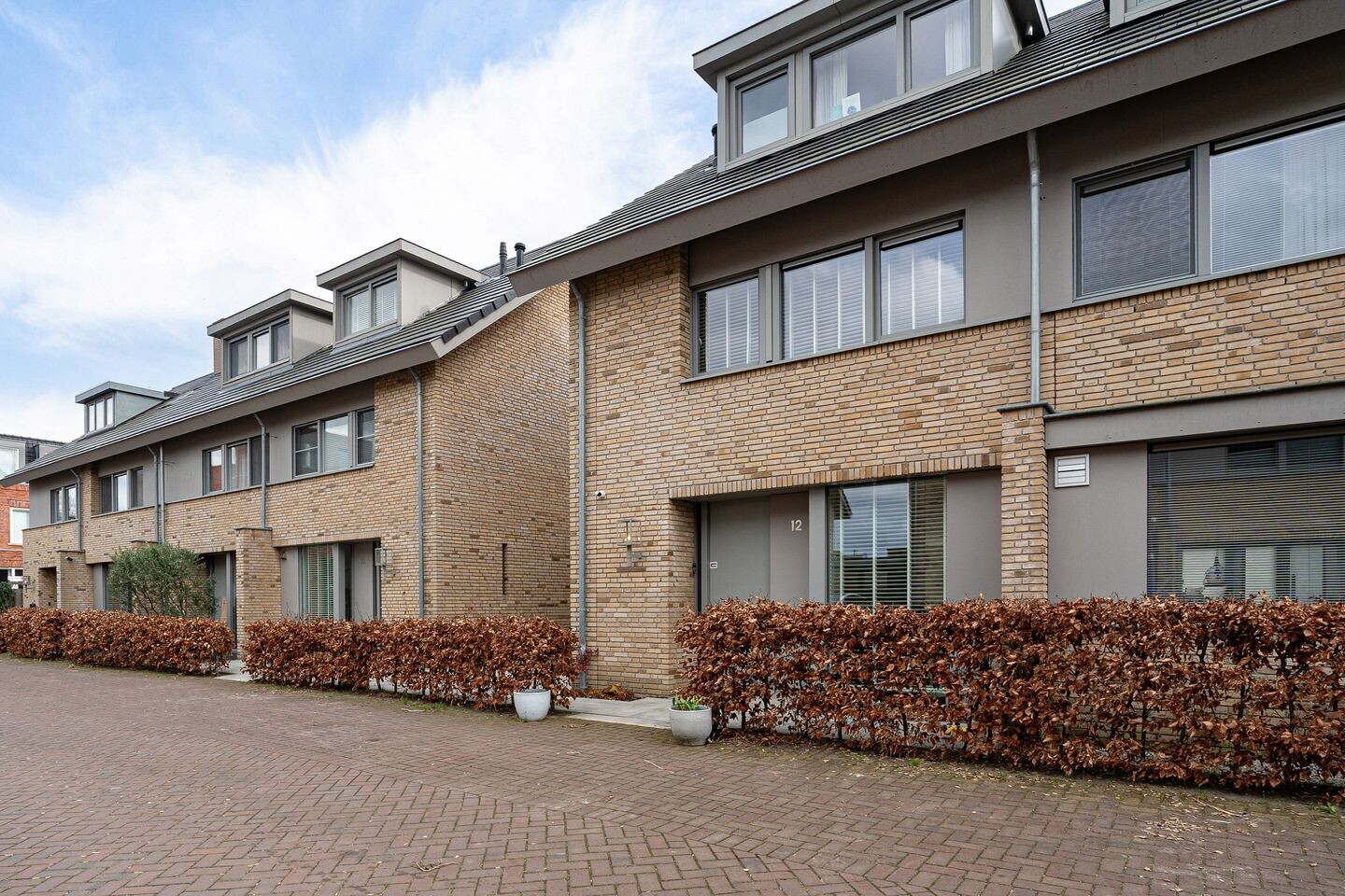 Tussenwoning te koop: Albinusstraat 12, Rotterdam