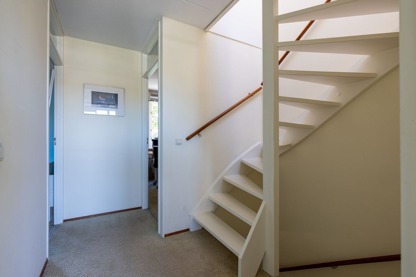 Tussenwoning te koop: Ringdijk 141, Rotterdam
