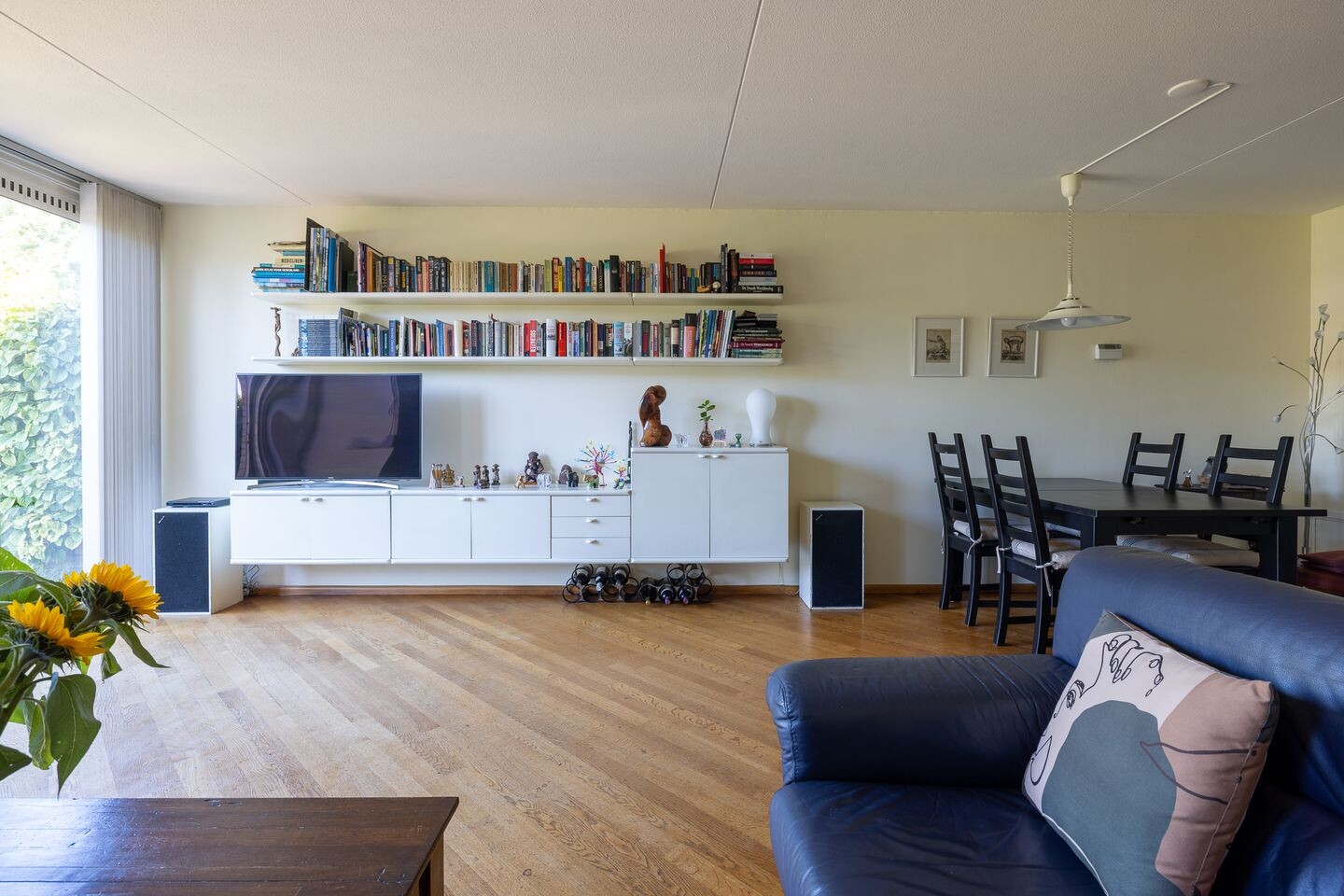 Tussenwoning te koop: Ringdijk 141, Rotterdam
