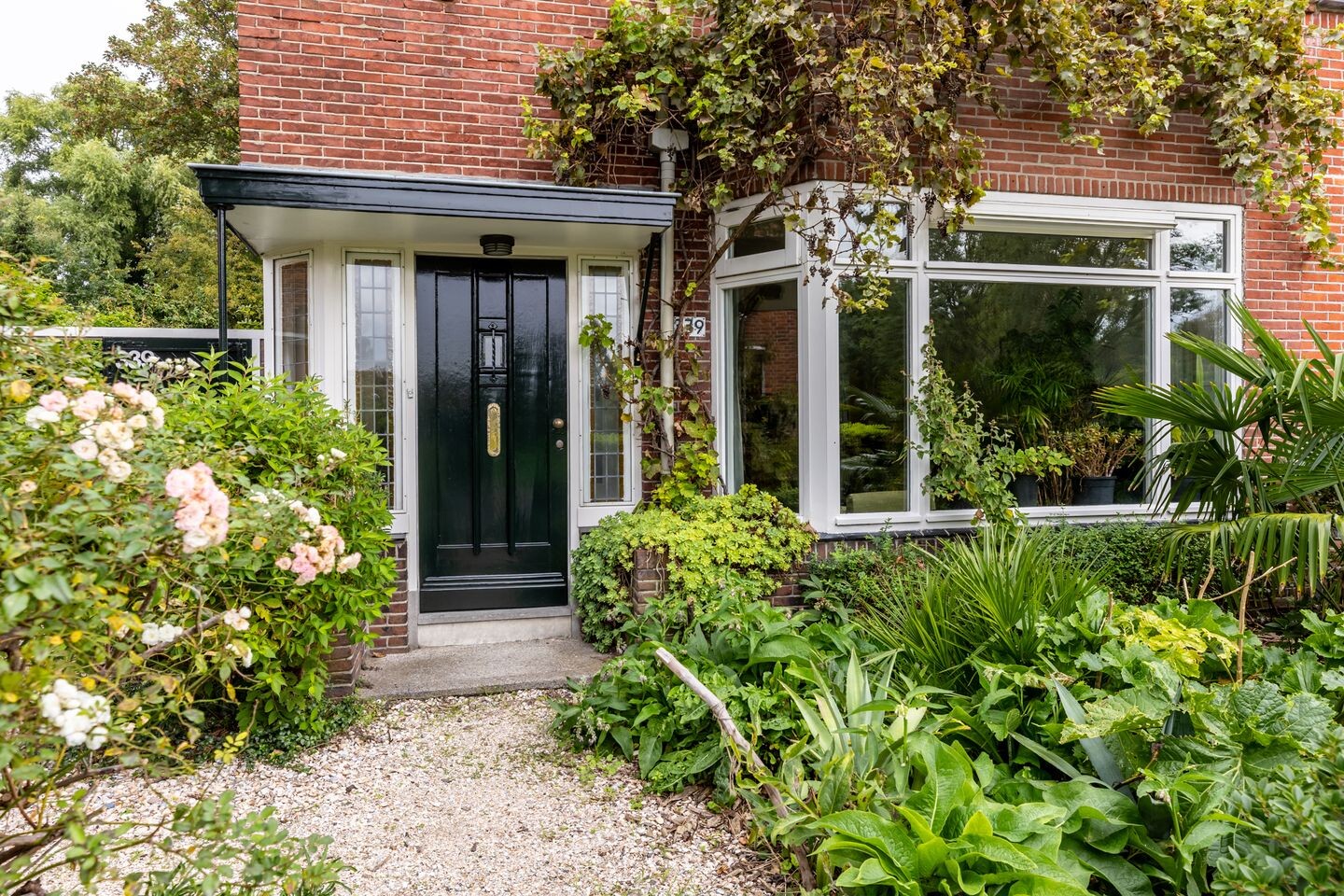 Twee-onder-één-kap te koop: Adrianalaan 339, Rotterdam
