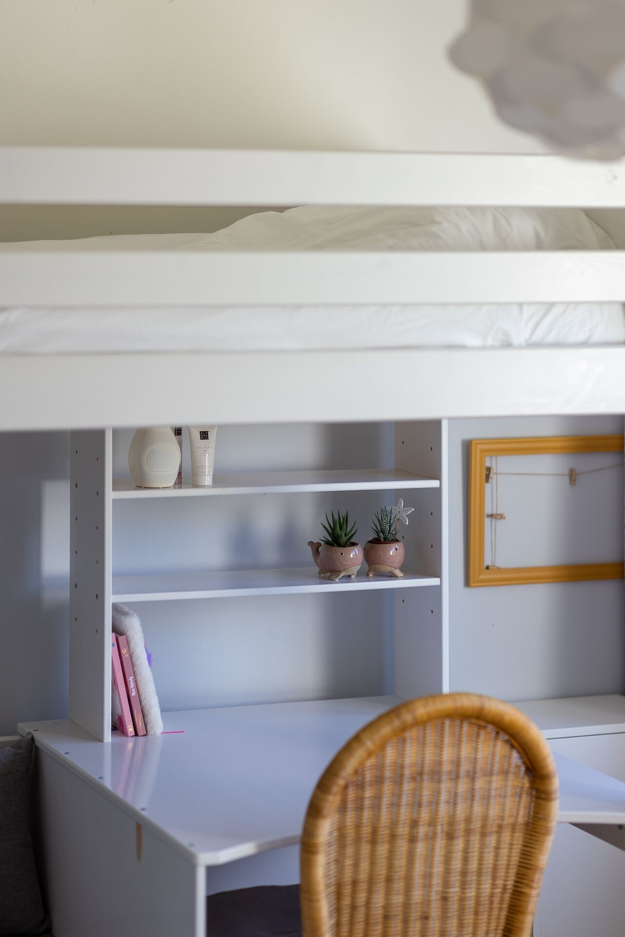 Tussenwoning te koop: Larikslaan 135, Rotterdam
