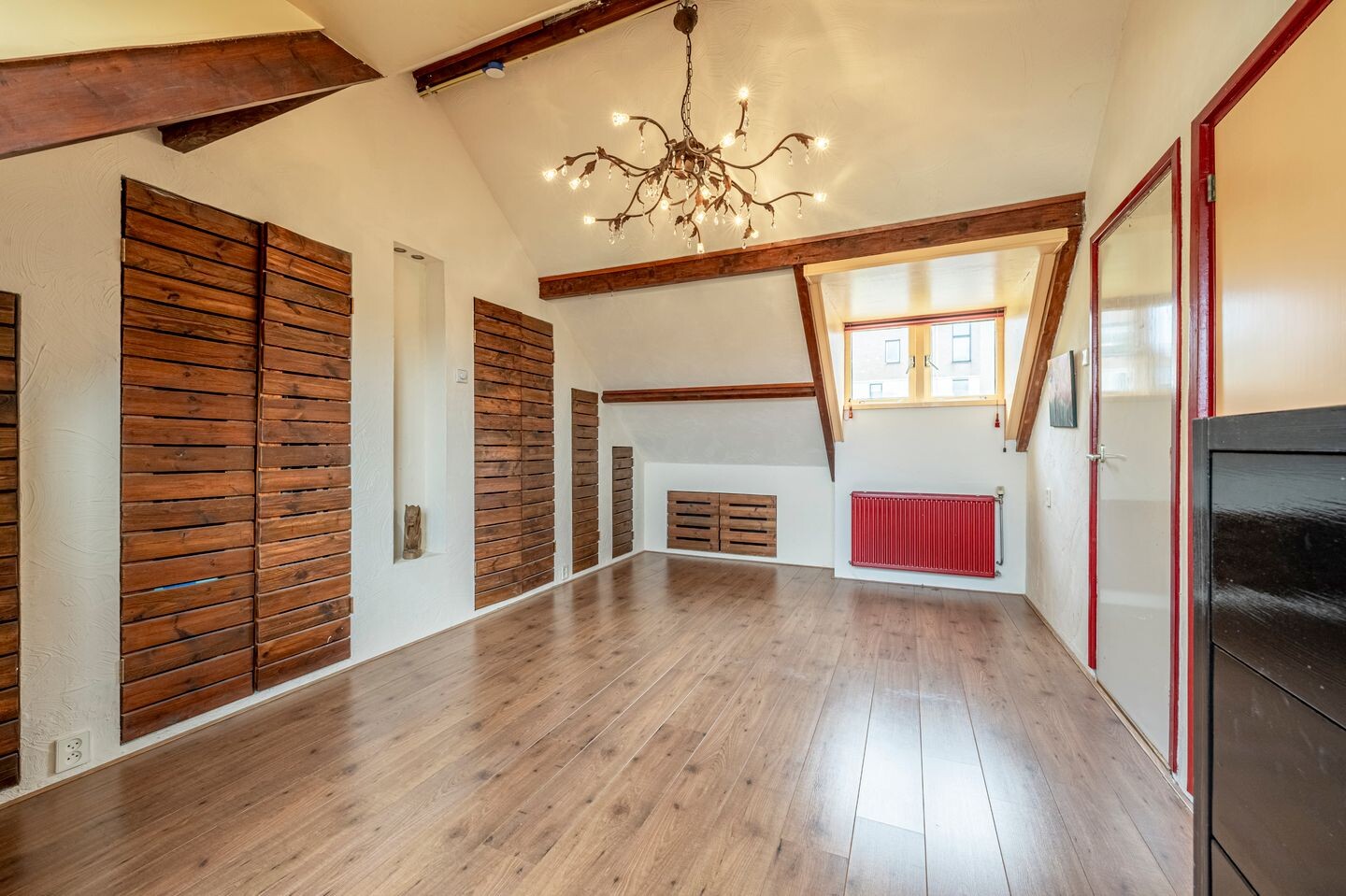 Tussenwoning te koop: Wingerdlaan 12, Rotterdam
