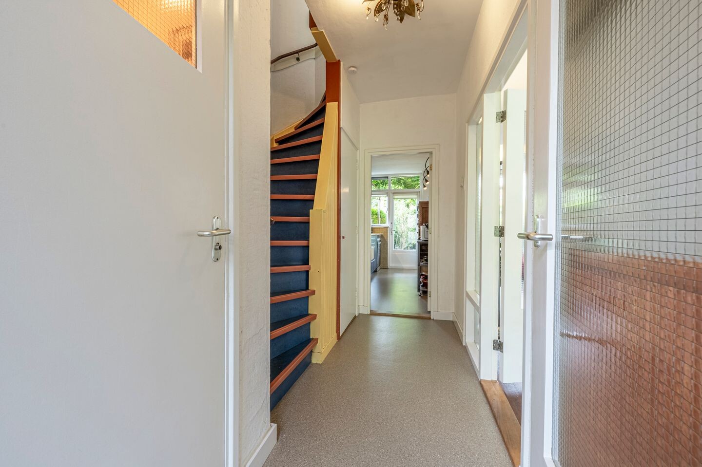 Tussenwoning te koop: Wingerdlaan 12, Rotterdam