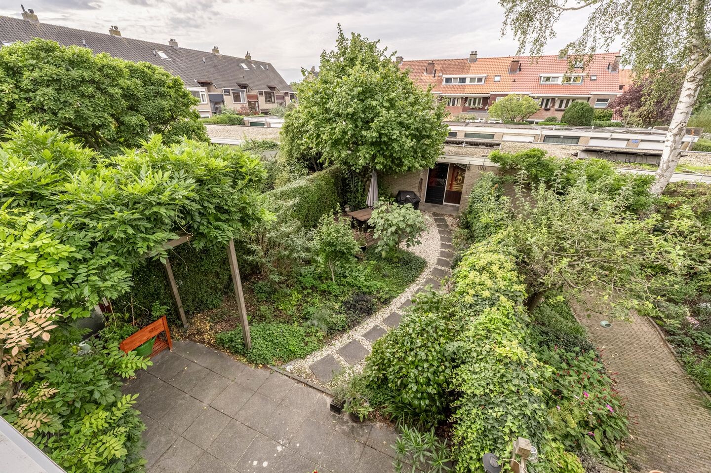 Tussenwoning te koop: Wingerdlaan 12, Rotterdam