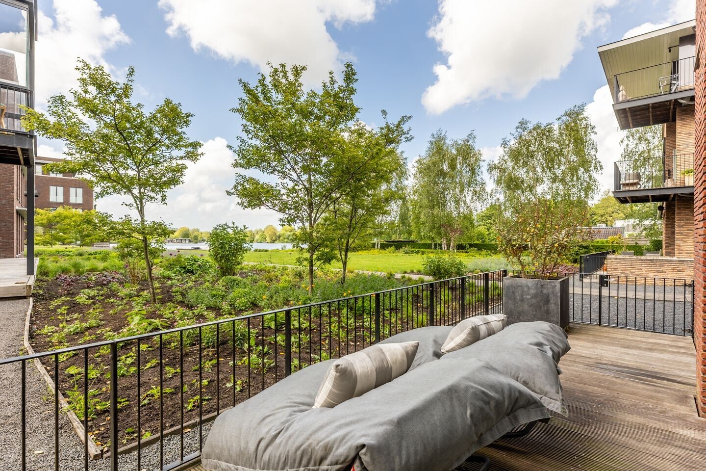 Appartement te koop: Straatweg 83A, Rotterdam