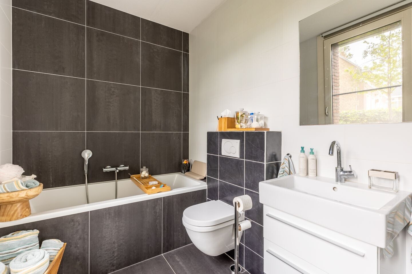 Appartement te koop: Straatweg 83A, Rotterdam