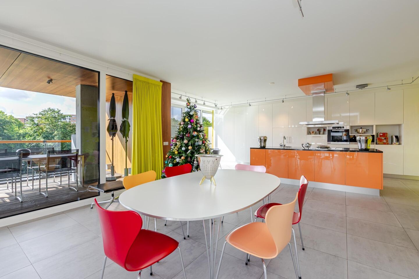 Appartement te koop: Lamsrustlaan 335, Rotterdam