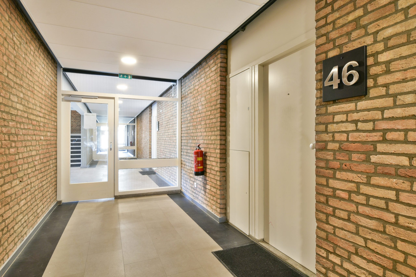 Studio te koop: Granadoslaan 46, Rotterdam