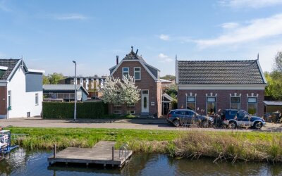 Bergse Link. 253