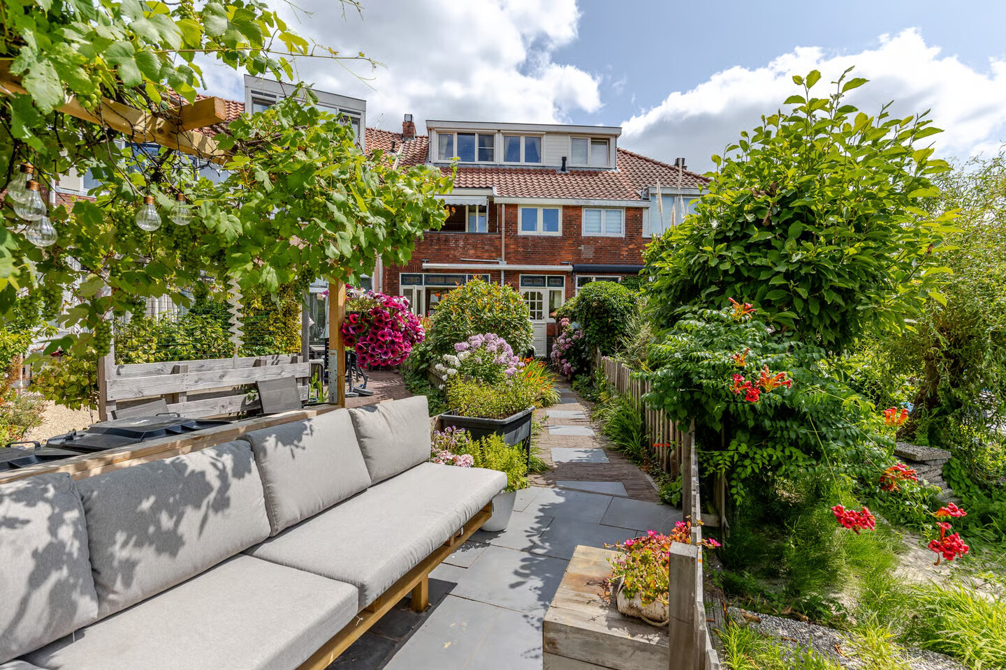 Tussenwoning te koop: Bergse Linker Rottekade 303, Rotterdam