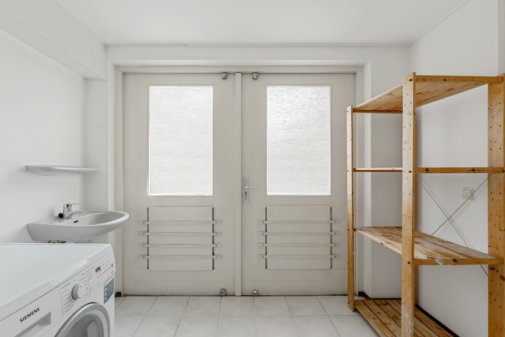 Tussenwoning te koop: Kees van Hasseltstraat 10, Rotterdam
