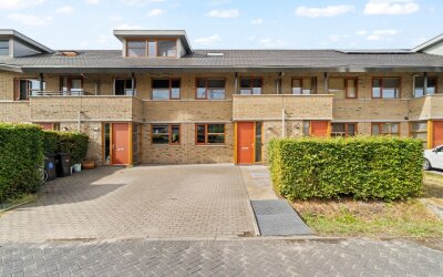 Laura Ashleystraat 15