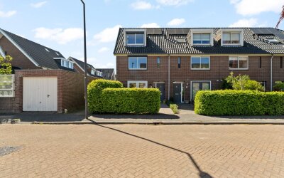 Vilmos Huszárstraat 27