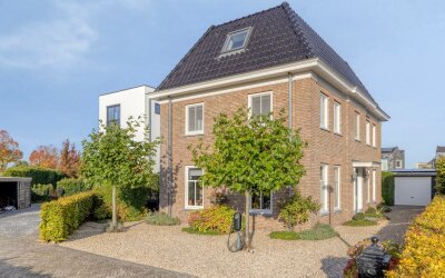 Adam Knikmanstraat 5