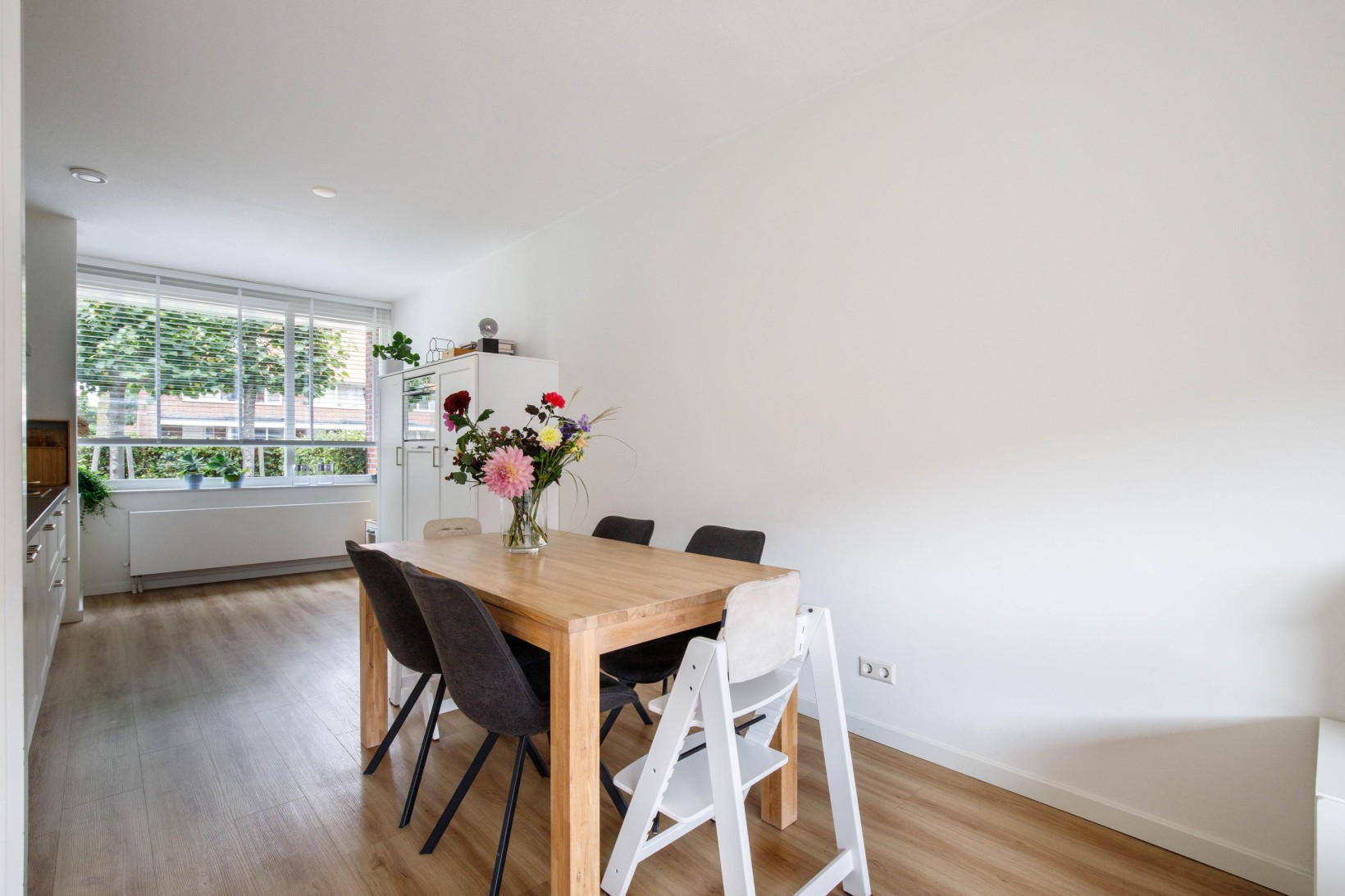 Tussenwoning te koop: Jan Sluijtersstraat 26, Rotterdam