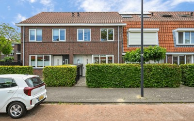 Maurice de Vlaminckstraat 8