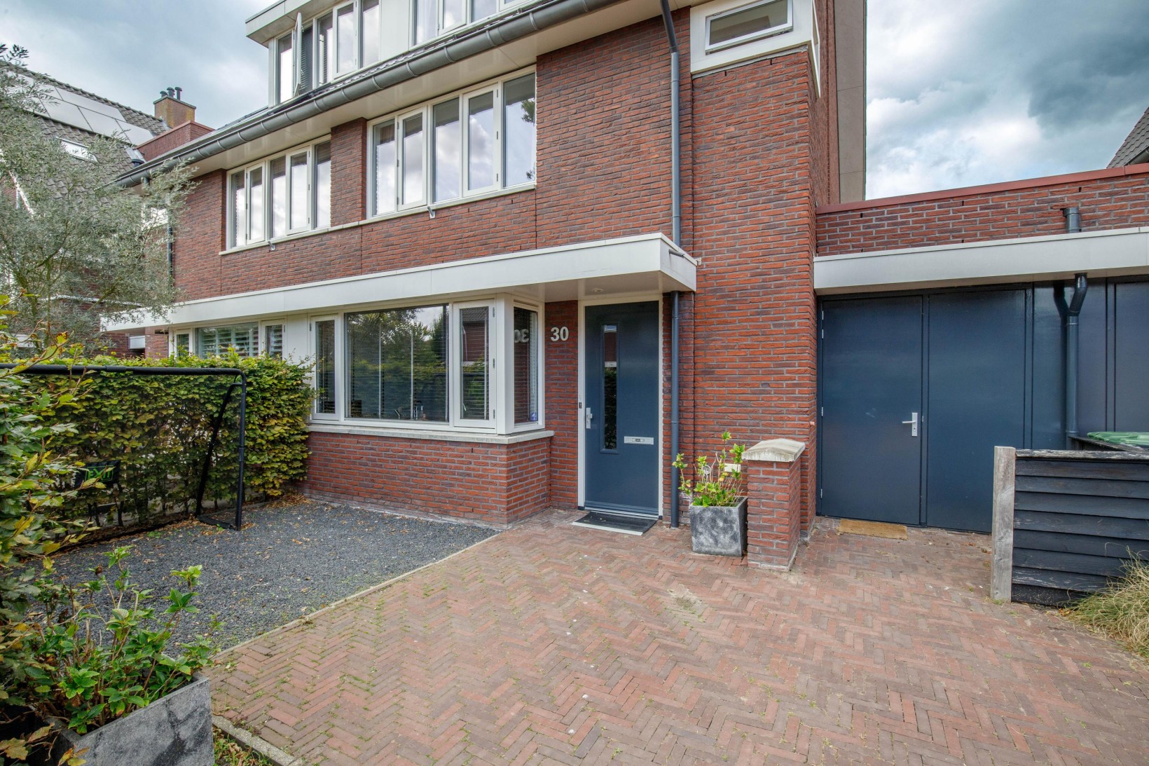 Tussenwoning te koop: Pablo Picassostraat 30, Rotterdam