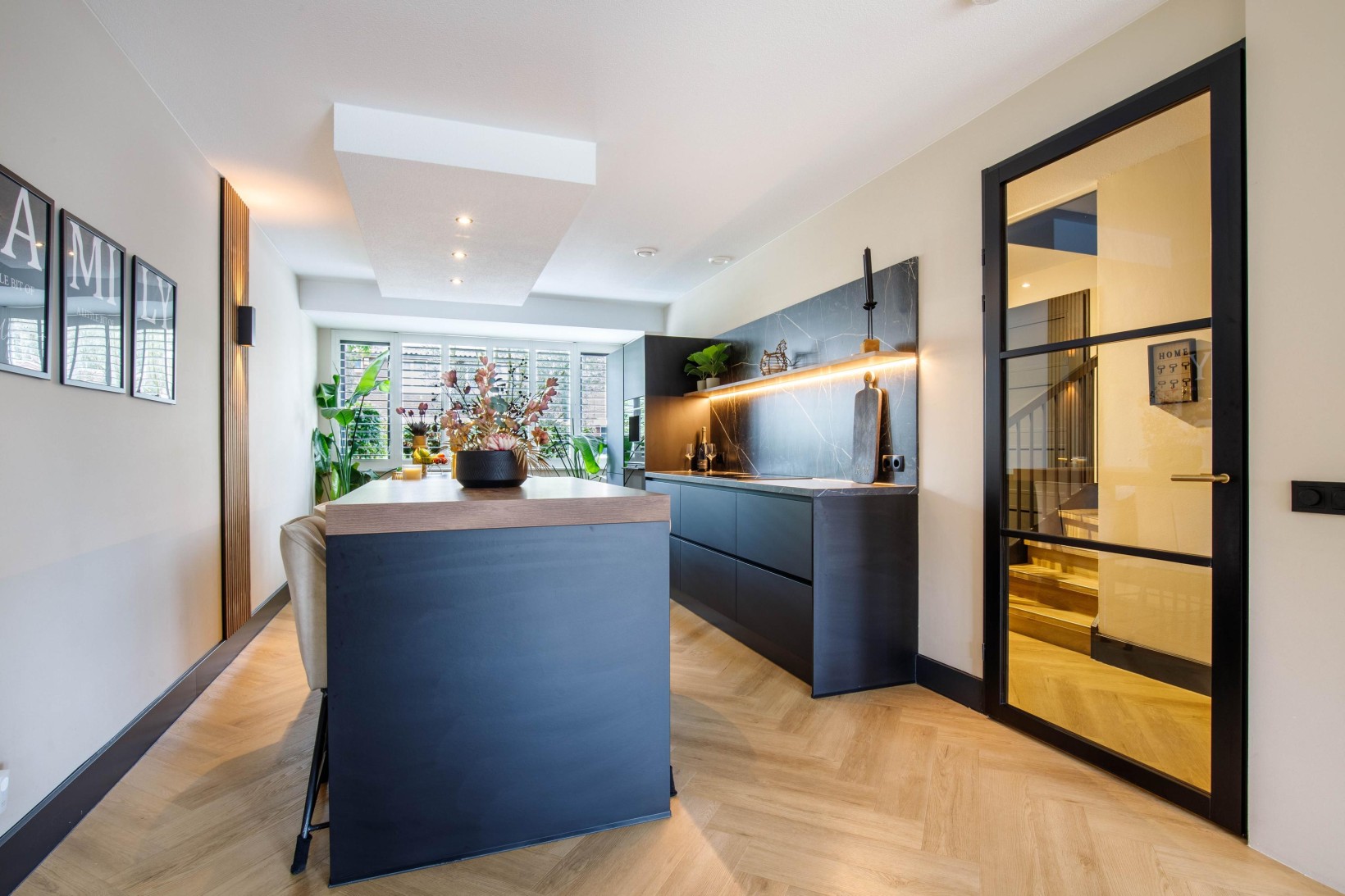Tussenwoning te koop: Pablo Picassostraat 32, Rotterdam