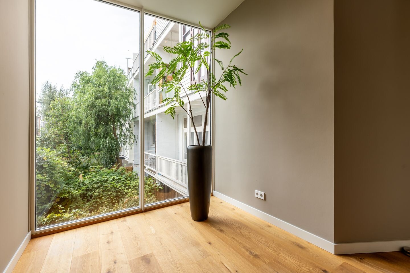 Tussenwoning te koop: Kralingse Plaslaan 95, Rotterdam